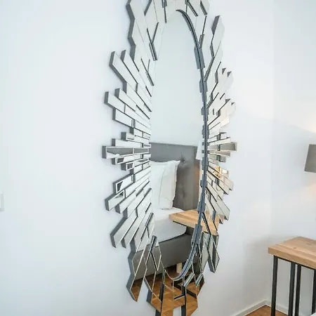 Fn L 6 Klimatisiert Mit Balkon