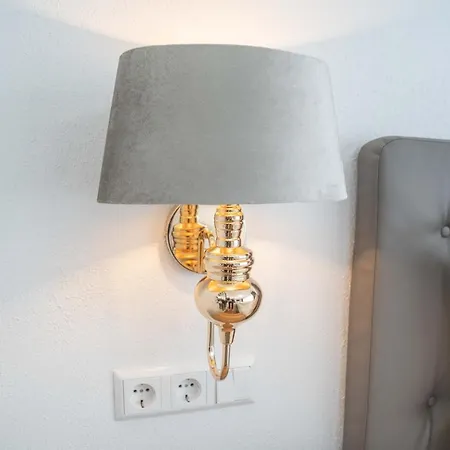 Fn L 6 Klimatisiert Mit Balkon *