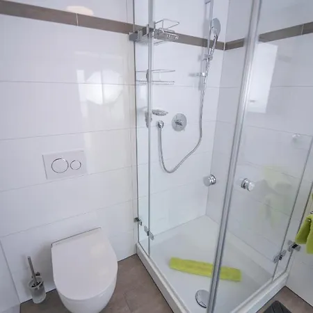 Fn L 6 Klimatisiert Mit Balkon *